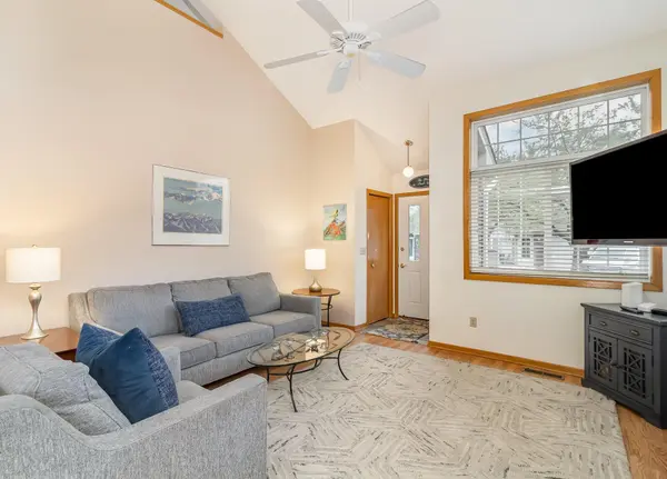 8826 Branson DR #56, Inver Grove Heights, MN 55076