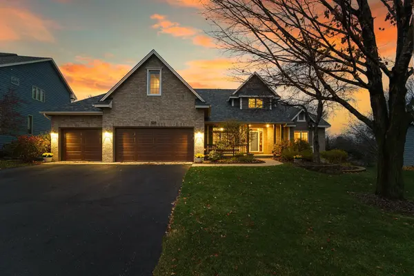 7825 W 96th ST, Bloomington, MN 55438