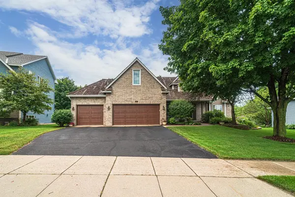 7825 W 96th ST, Bloomington, MN 55438