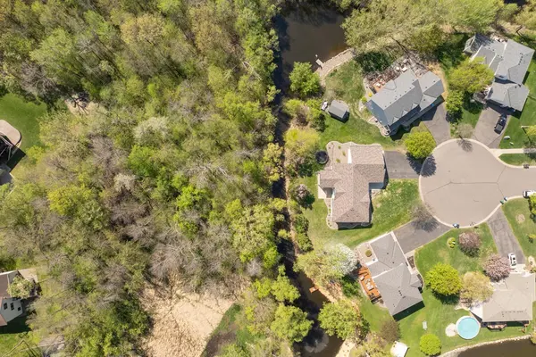 4870 Kaiser AVE NE, Albertville, MN 55301