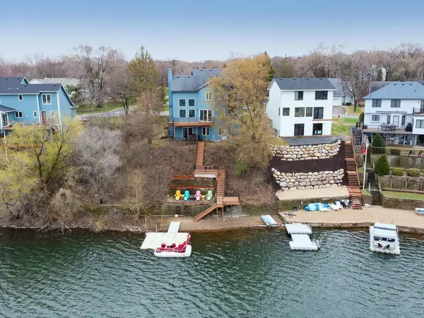 15968 Hyland Pointe CT, Apple Valley, MN 55124