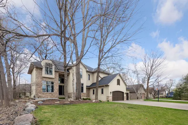 1116 Sugarbush LN, Waconia, MN 55387