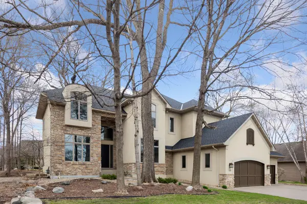 1116 Sugarbush LN, Waconia, MN 55387