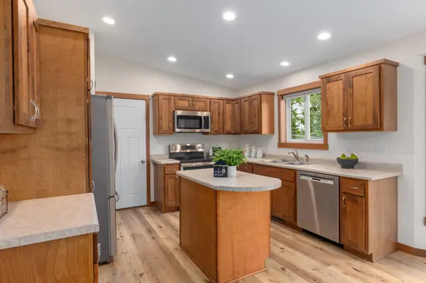 1715 107th ST, New Richmond, WI 54017