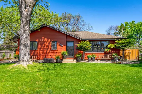 3212 Thurber RD, Brooklyn Center, MN 55429