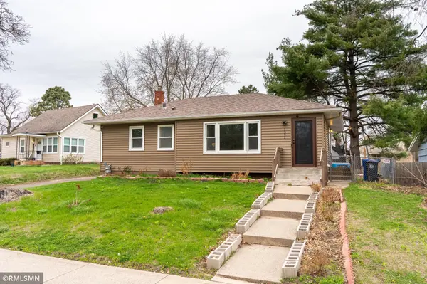 1591 Ivy AVE E, Saint Paul, MN 55106