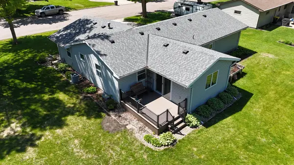 1314 W Birch AVE, Olivia, MN 56277