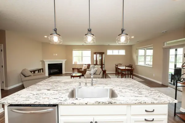 4813 Copper CIR, Woodbury, MN 55129