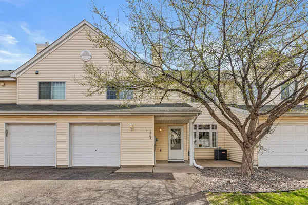 1963 114th AVE NW,  Coon Rapids,  MN 55433