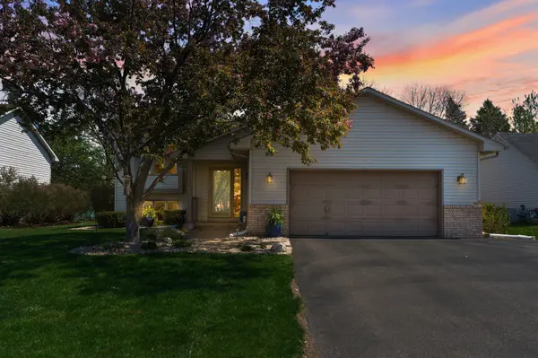 15926 Gallant CT, Apple Valley, MN 55124
