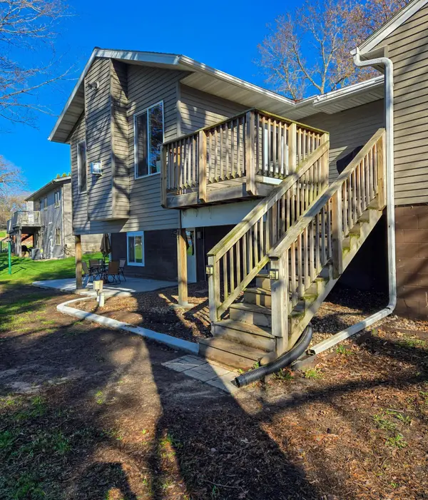 927 Lindbergh DR S, Little Falls, MN 56345