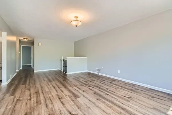 2356 Teakwood DR E, Maplewood, MN 55119