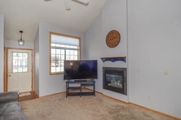 13154 Meadowood Curve NW #7, Coon Rapids, MN 55448
