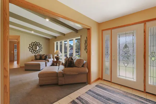 324 2nd ST NE, Osseo, MN 55369