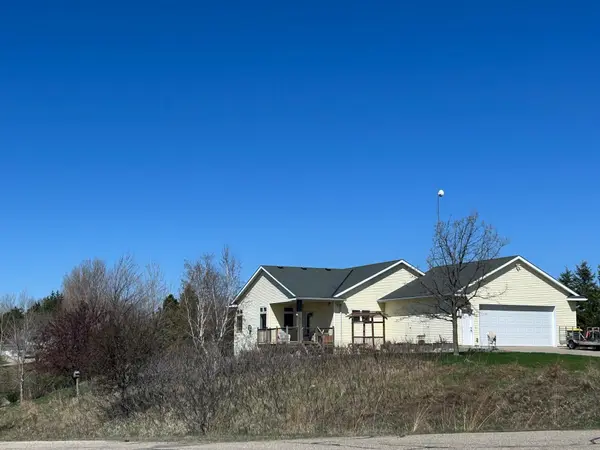 2016 37th AVE NW,  Willmar,  MN 56201