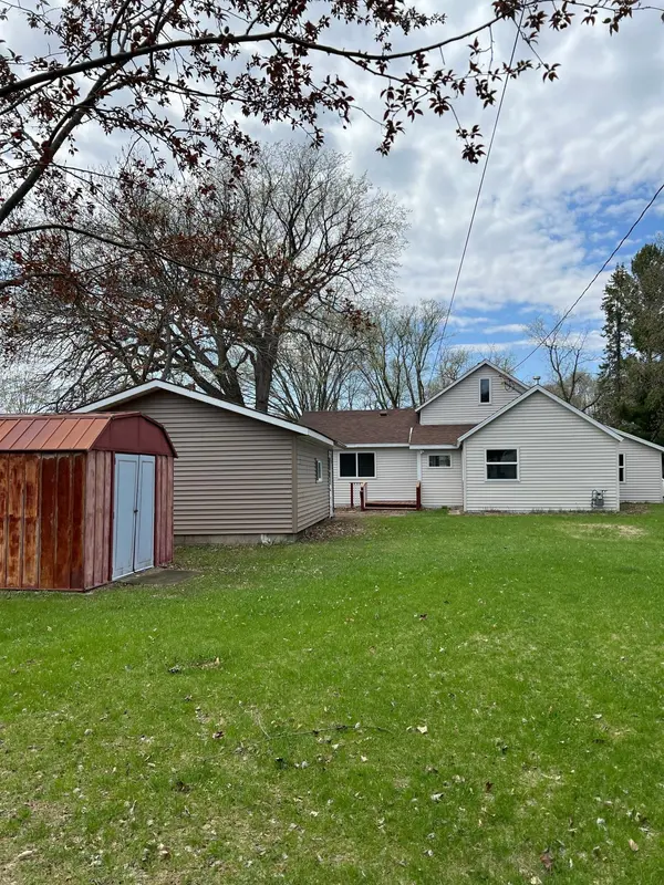 728 6th ST NE, Little Falls, MN 56345