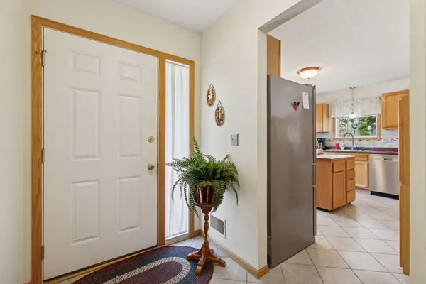 11521 Poppy ST NW, Coon Rapids, MN 55433