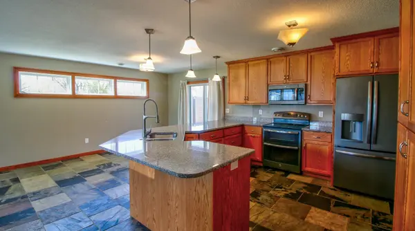 1431 Beech ST, Saint Paul, MN 55106