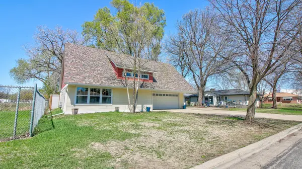 1431 Beech ST, Saint Paul, MN 55106