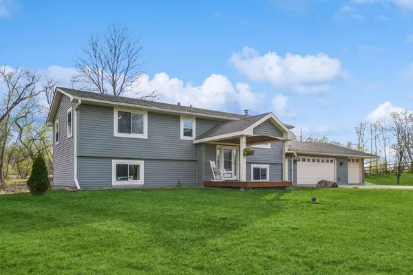 9531 Fox Valley DR, Corcoran, MN 55340