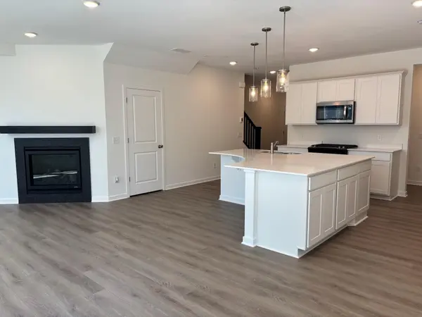 1739 Hauer TRL, Shakopee, MN 55379