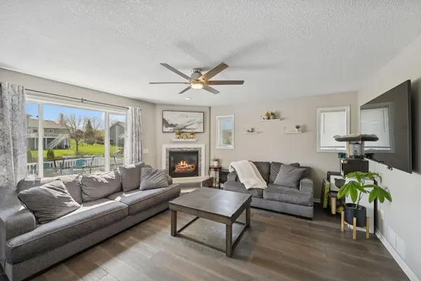 4932 Kama LN NE, Albertville, MN 55301