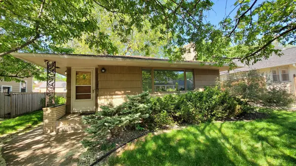 2924 Princeton AVE, Saint Louis Park, MN 55416