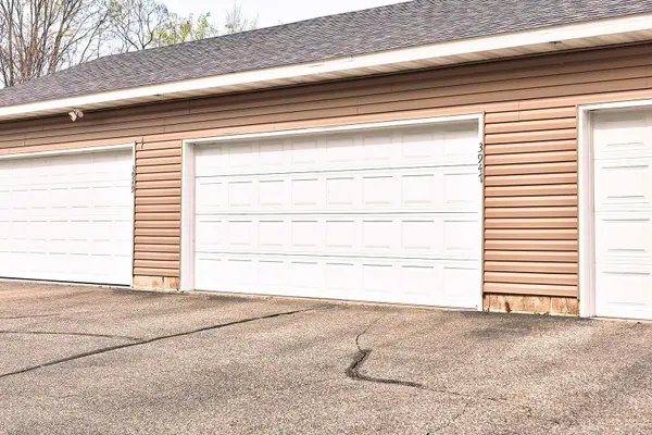 3947 W Broadway AVE, Robbinsdale, MN 55422