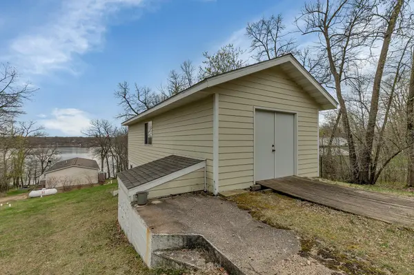 24079 180th ST, Paynesville, MN 56362
