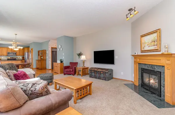 10786 Amherst WAY, Inver Grove Heights, MN 55077