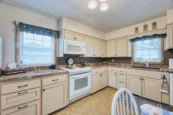 1609 16th AVE E, Hibbing, MN 55746