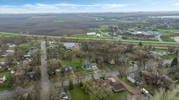 520 W 1st ST S, Cottonwood, MN 56229
