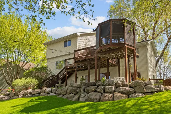 15777 Cardinal CIR, Rosemount, MN 55068