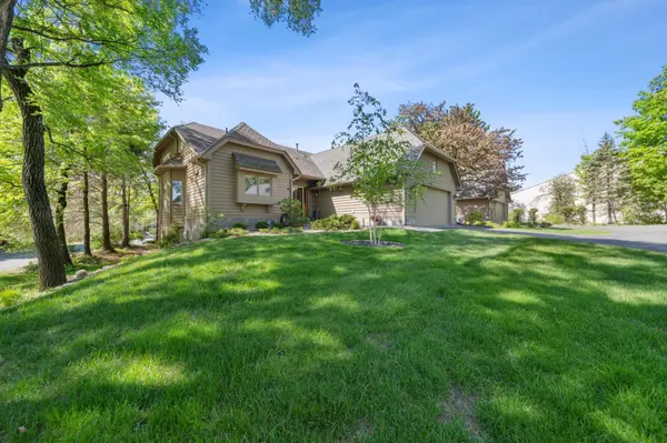 4727 Bouleau RD, White Bear Lake, MN 55110