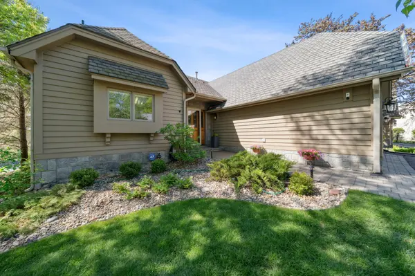 4727 Bouleau RD, White Bear Lake, MN 55110