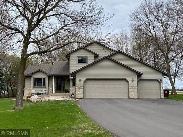 20041 Twin Oaks CIR,  Jordan,  MN 55352