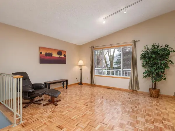 5558 Bimini DR, Minnetonka, MN 55343