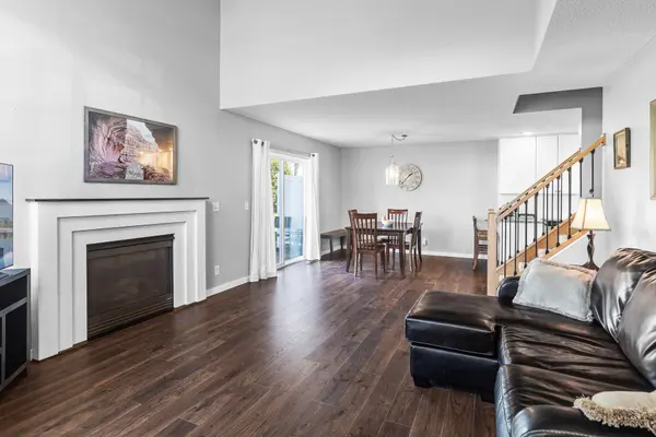 3560 Sterling Heights DR #A, River Falls, WI 54022