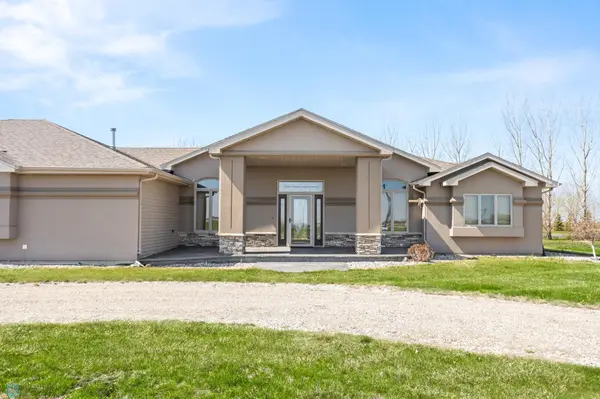 16496 42nd ST SE, Mapleton, ND 58059
