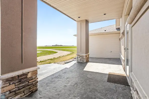 16496 42nd ST SE, Mapleton, ND 58059