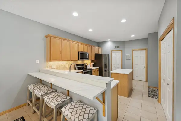 12245 Urbank ST NE #E, Blaine, MN 55449