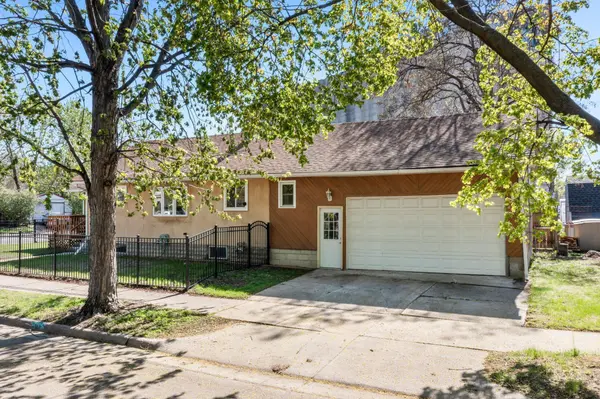 3412 E 41st ST, Minneapolis, MN 55406