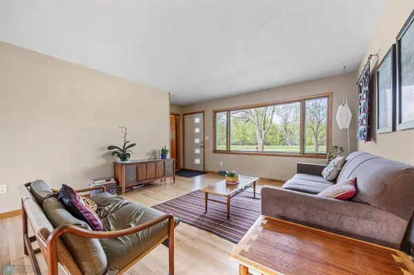 1122 River DR S, Moorhead, MN 56560