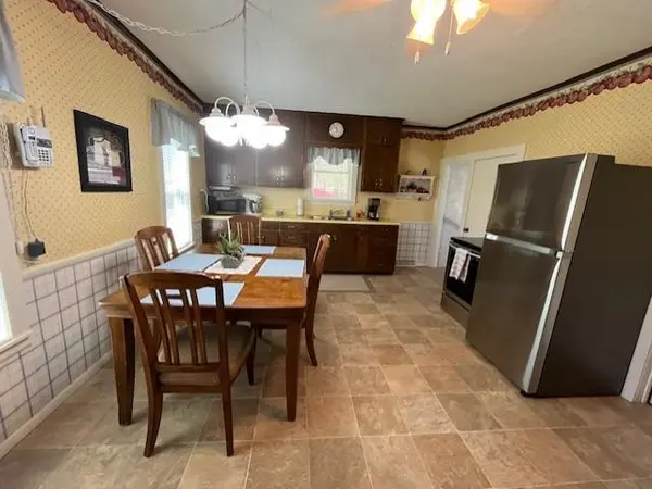 509 N Miller AVE, Litchfield, MN 55355