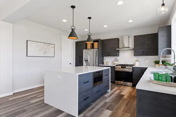 10150 Harvest TRL, Victoria, MN 55386