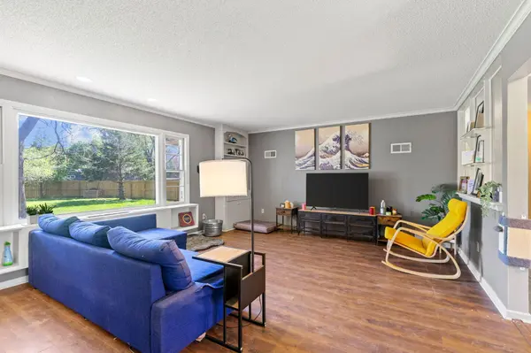 531 E School ST, Owatonna, MN 55060