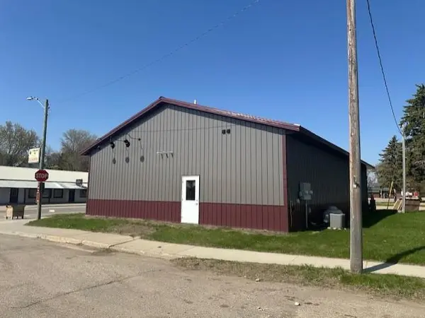 208 Larson AVE, Ashby, MN 56309