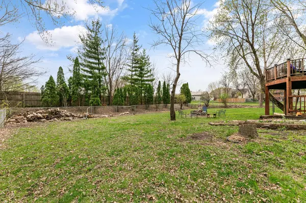 4253 W 140th ST, Savage, MN 55378