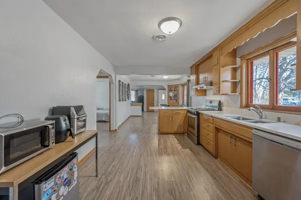 800 Idaho AVE E, Saint Paul, MN 55106