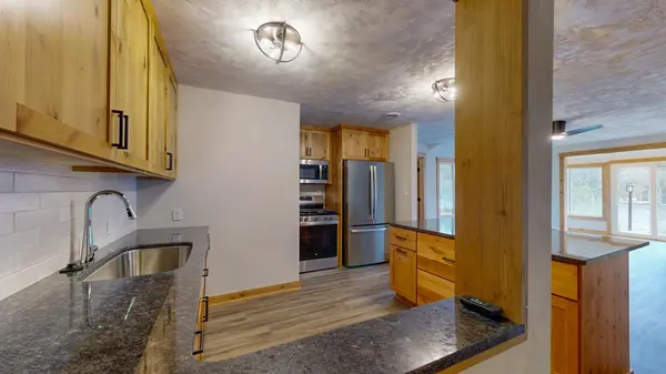40246 Ryans Bay RD, Zumbro Falls, MN 55991